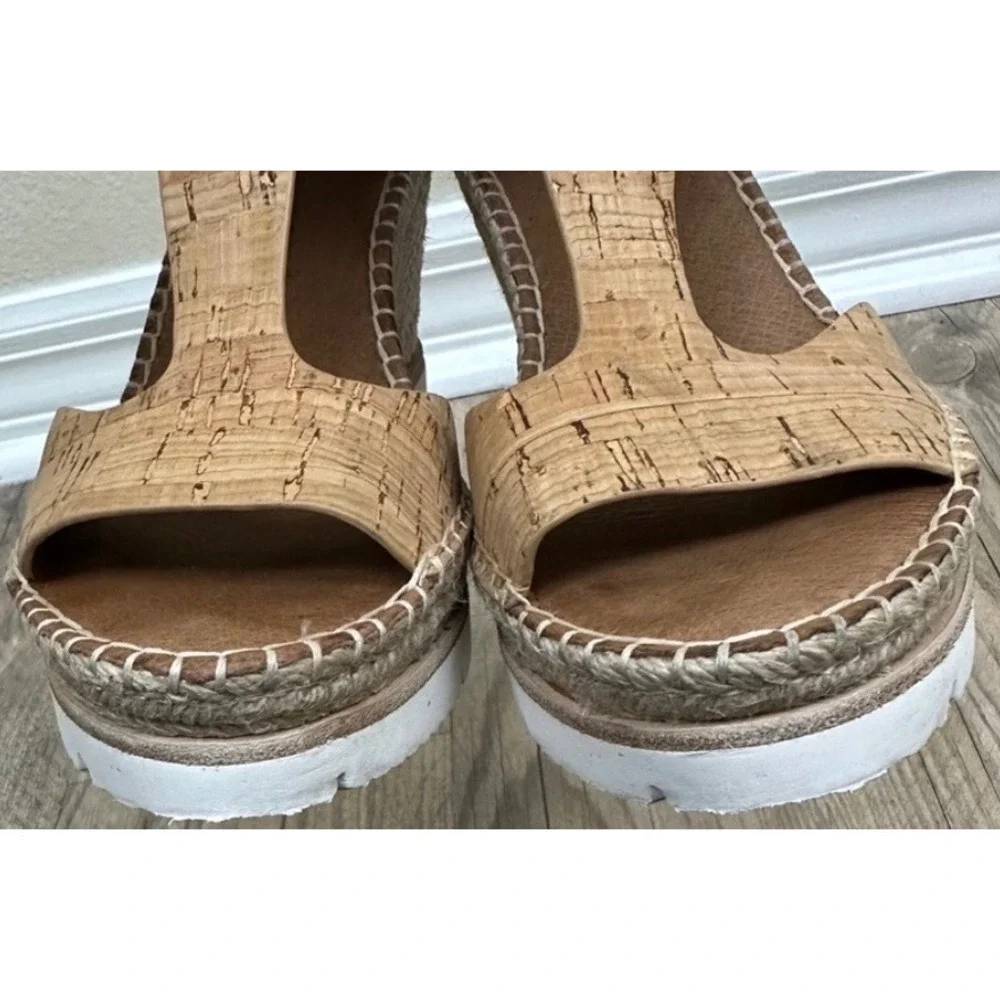 Gentle Souls Kenneth Cole Elyssa Easy T-Strap Cork Espadrille Wedge Sandals 5.5‎